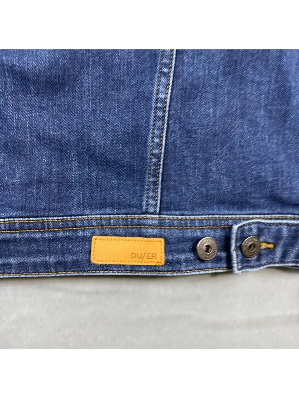 DU/ER Denim Trucker Jacket Men's Small Blue Performance Stretch All Season NWT - Picture 8 of 8